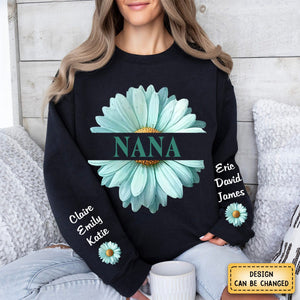 Personalized Grandma Flower Daisy Color And Grandkids Sweatshirt